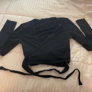 Brandy Melville Wrap around top